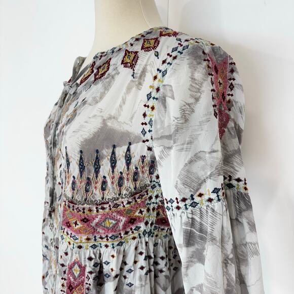 Johnny Was Deliza Silk Embroidered Long Sleeve Tunic Top Blouse Gray Boho XS - Picture 6 of 13